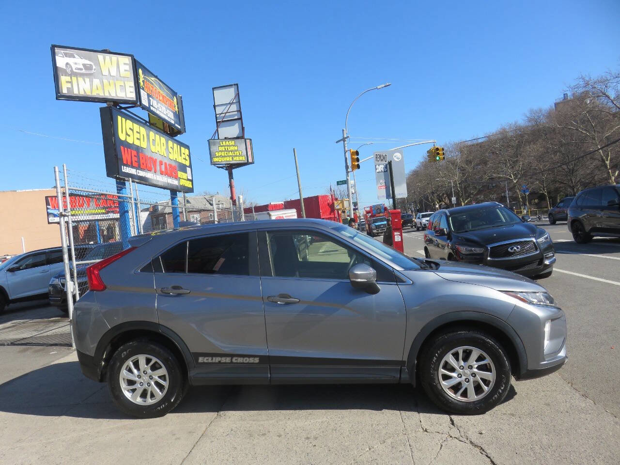 Used 2018 Mitsubishi Eclipse Cross ES FWD image 8