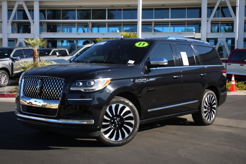 Certified 2023 Lincoln Navigator Black Label AWD/4WD image 1