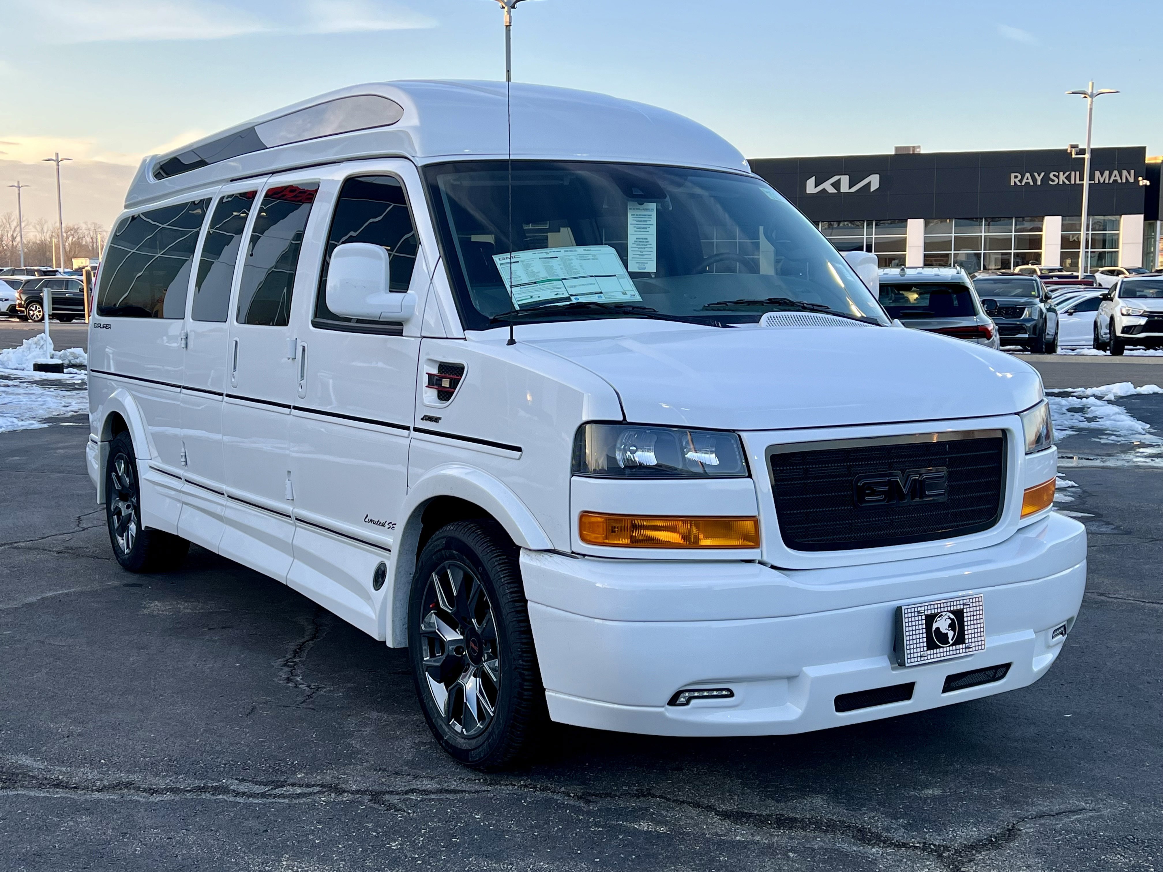 New 2025 GMC Savana 2500 Extended w/ Driver Convenience Package