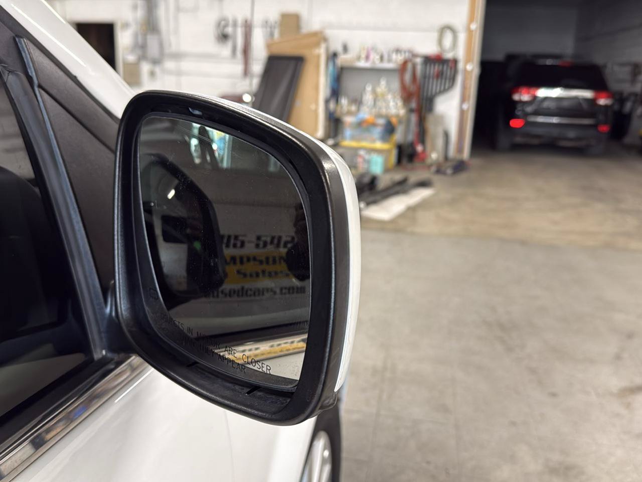 Used 2015 Chrysler Town & Country Touring FWD image 78