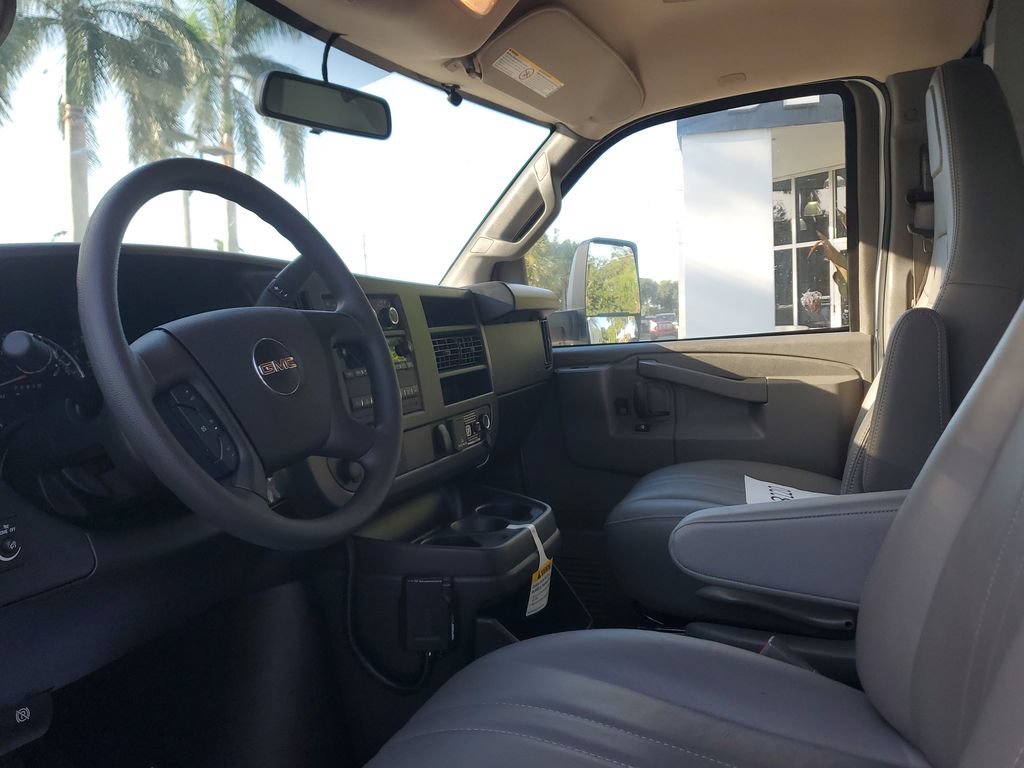 New 2026 GMC Savana 3500 w/ Power Convenience Package RWD image 19