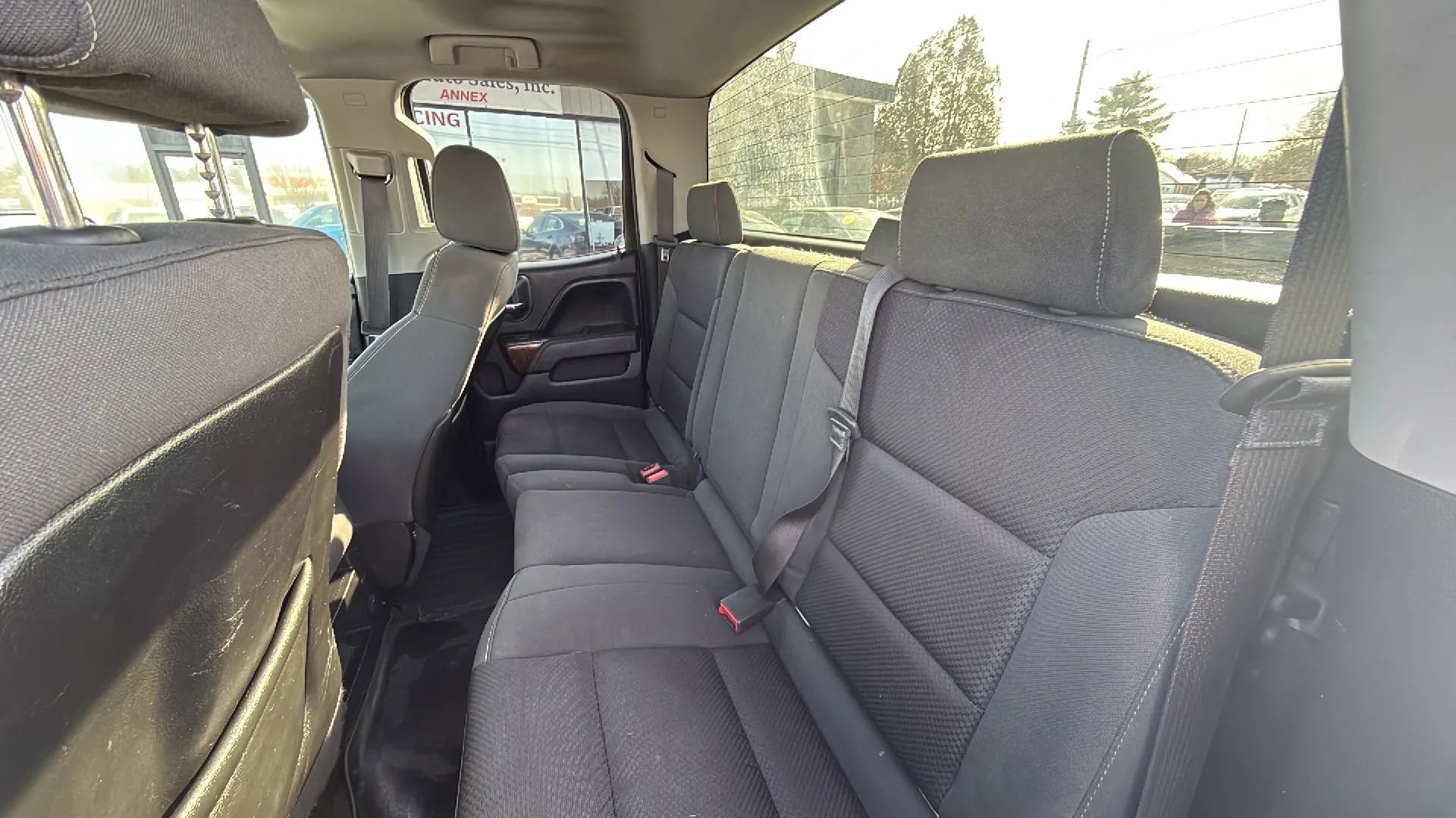 Used 2015 GMC Sierra 1500 SLE w/ SLE Value Package AWD/4WD image 18