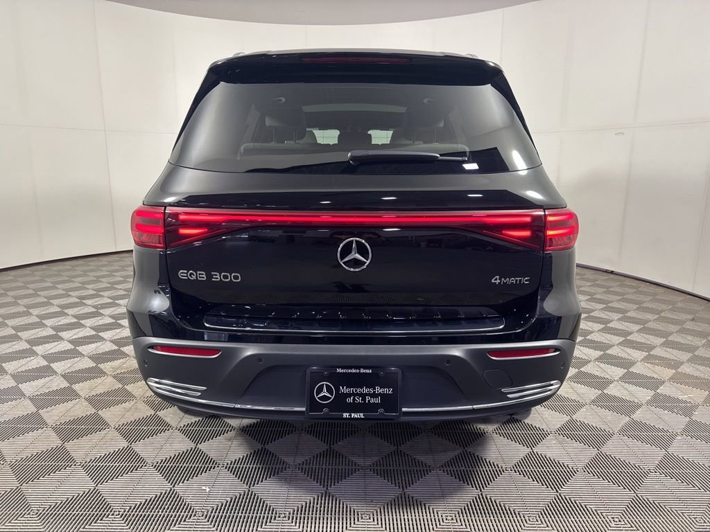 Used 2025 Mercedes-Benz EQB 300 4MATIC w/ Driver Assistance Package image 4