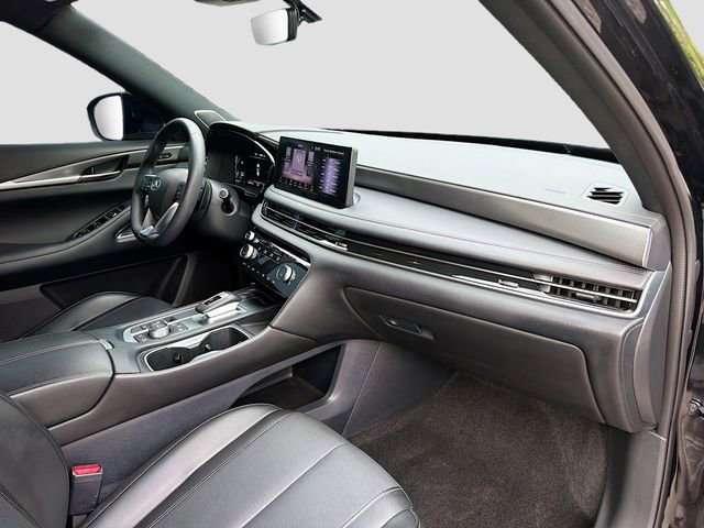 Used 2025 INFINITI QX60 Luxe w/ Black Edition FWD image 14