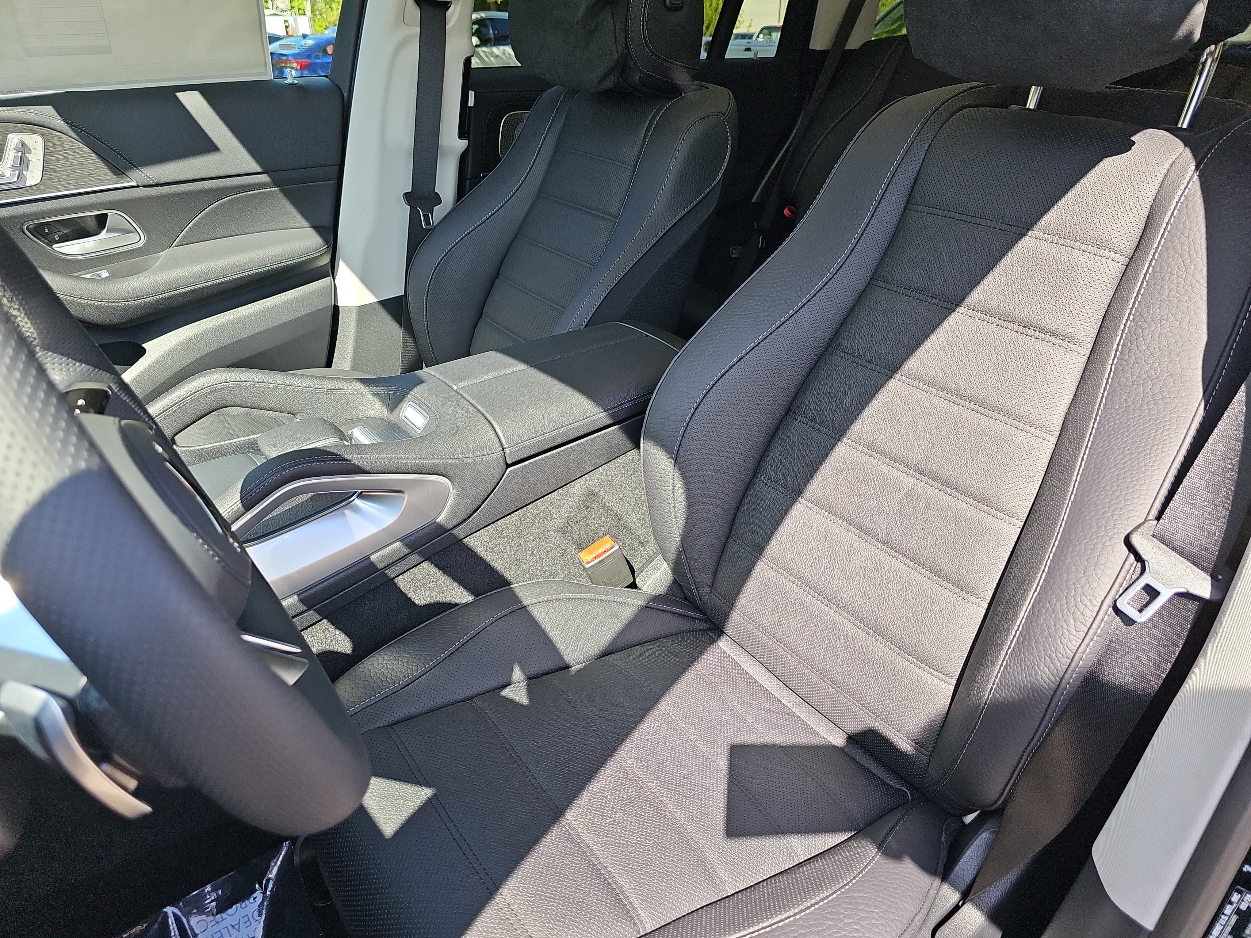 New 2026 Mercedes-Benz GLS 450 4MATIC image 16