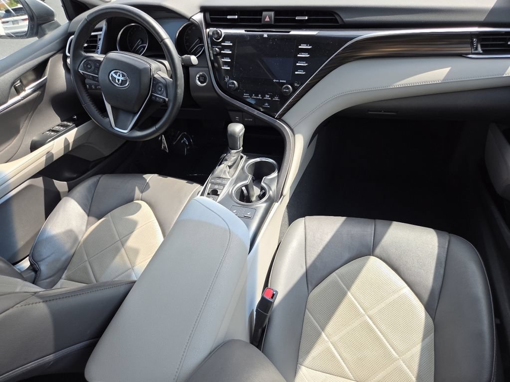 Used 2018 Toyota Camry XLE w/ Driver Assist Package FWD image 27