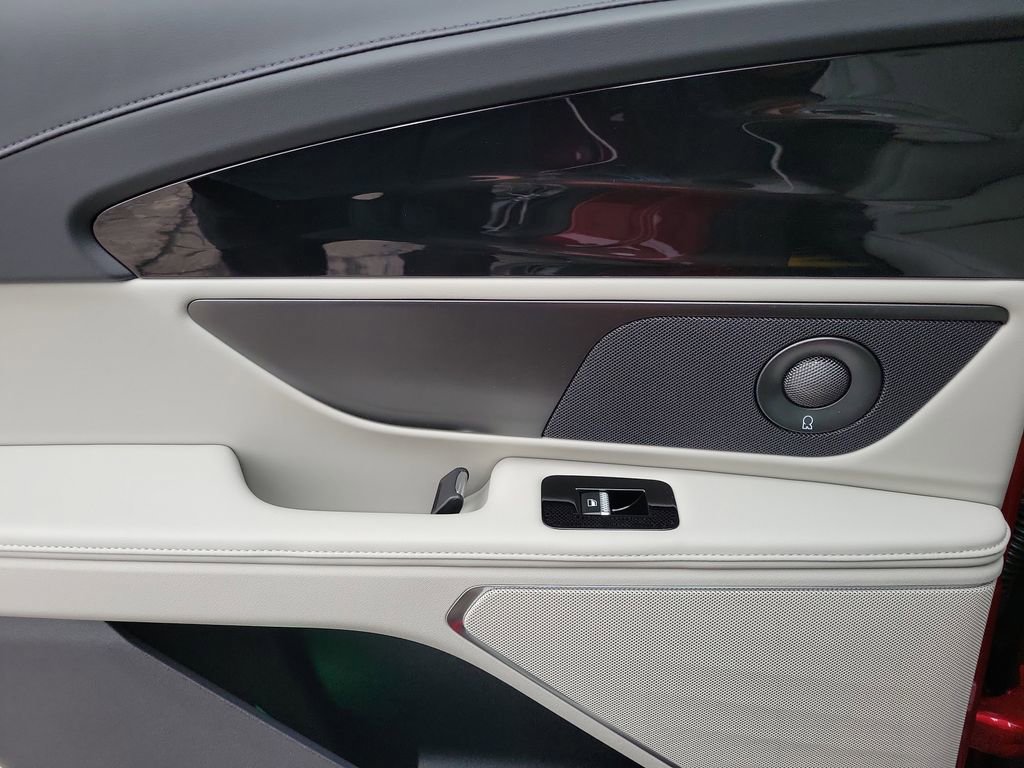 New 2026 Lincoln Nautilus Premier w/ Equipment Group 102A image 14