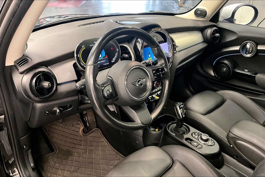 Used 2024 MINI Cooper SE FWD image 13