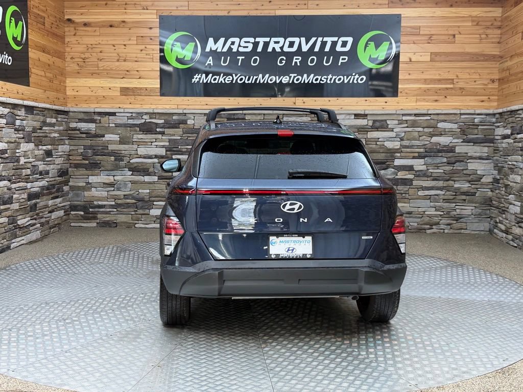 Used 2024 Hyundai Kona SEL AWD/4WD image 18