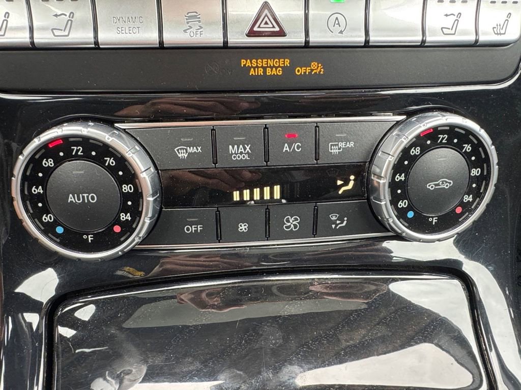 Used 2019 Mercedes-Benz SLC 300 image 17