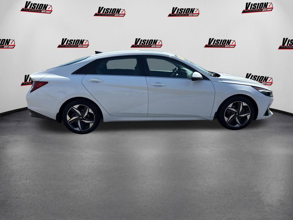 Used 2023 Hyundai Elantra Limited FWD image 6