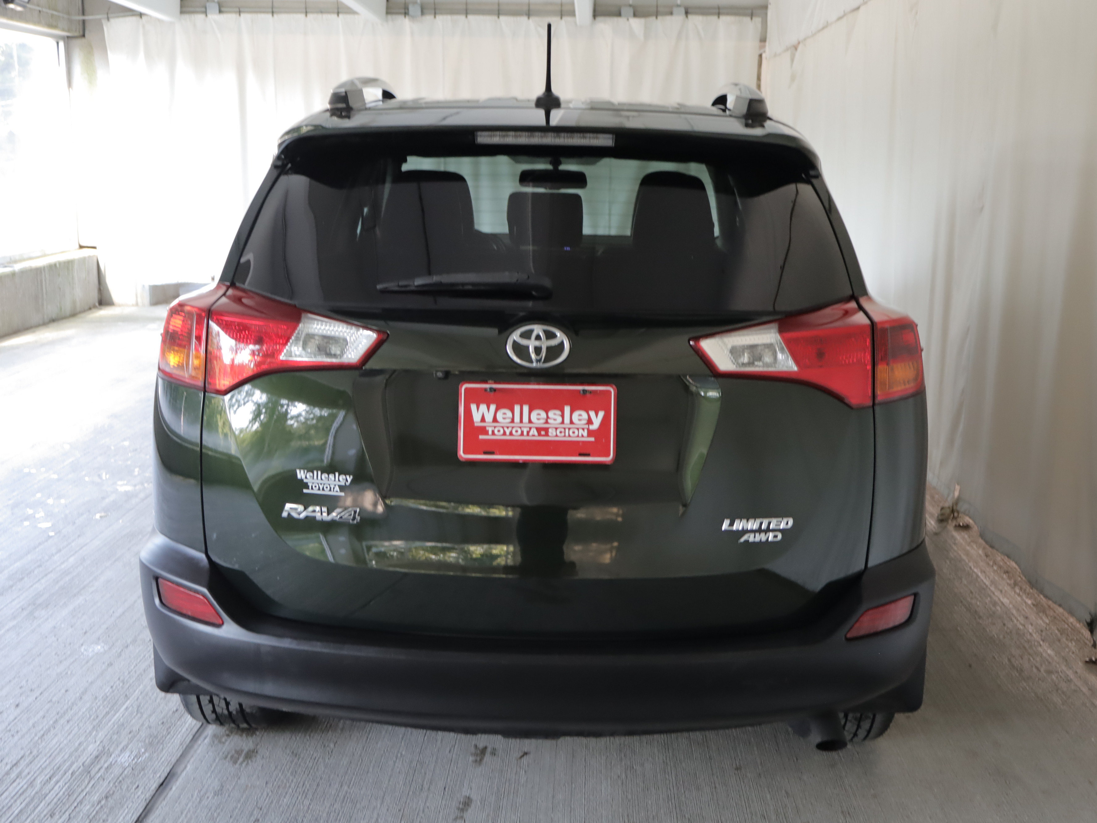 Used 2013 Toyota RAV4 Limited AWD/4WD image 26