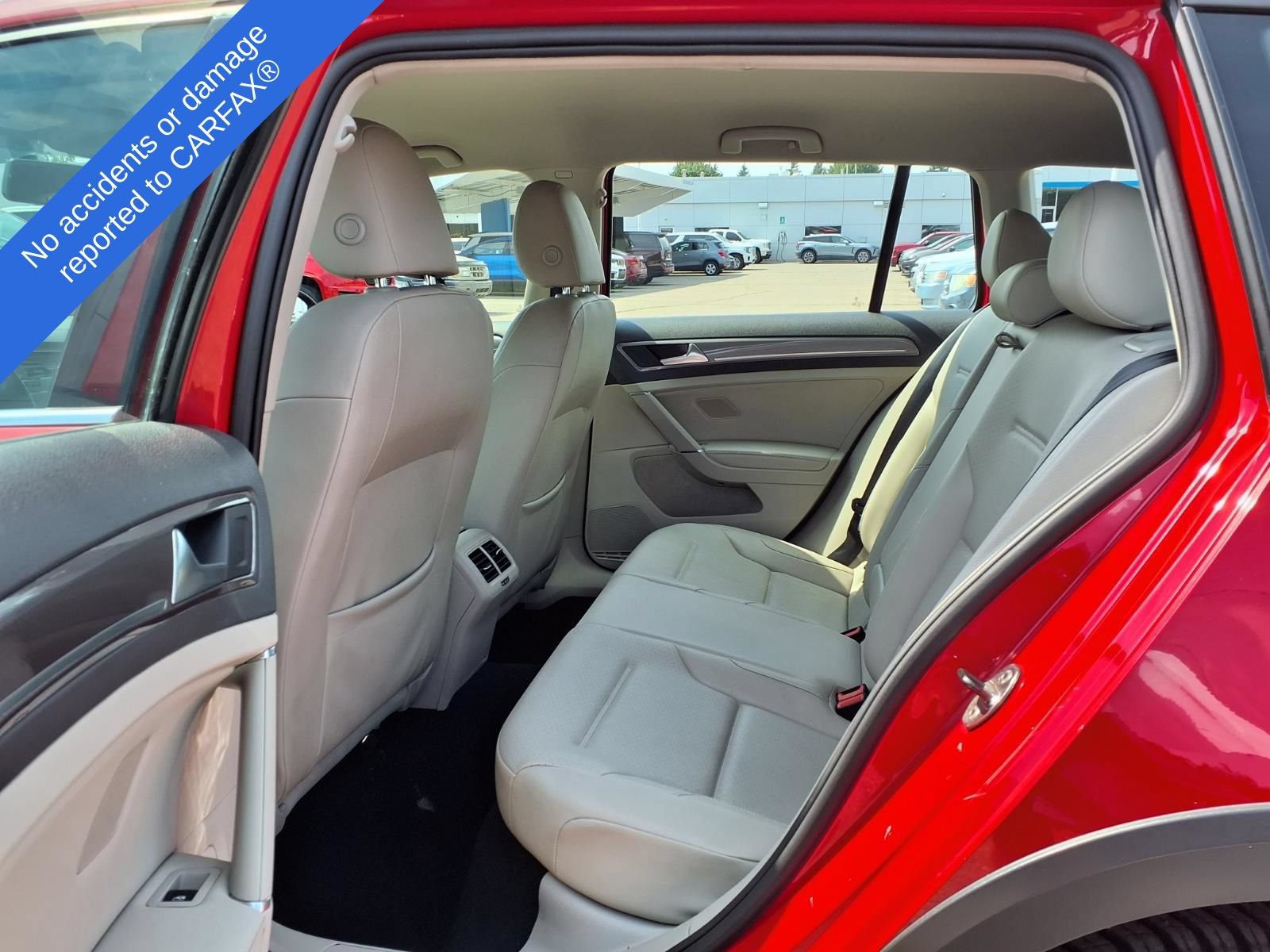 Used 2017 Volkswagen Golf Alltrack AWD/4WD image 12