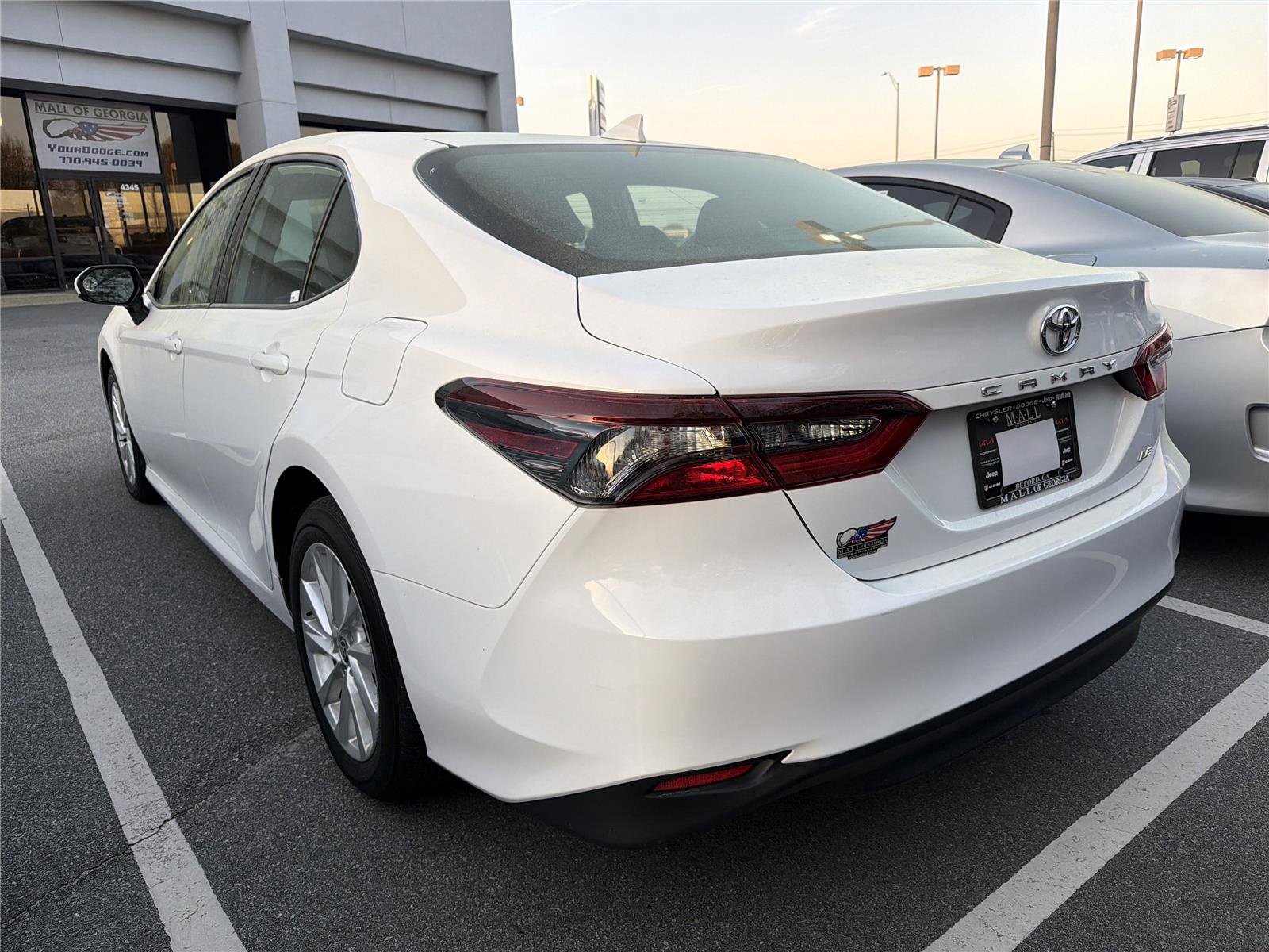 Used 2024 Toyota Camry LE image 7