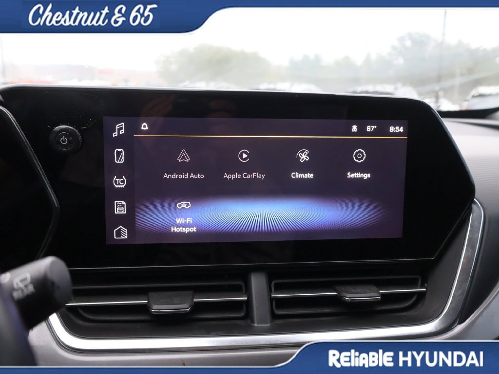 Used 2025 Chevrolet Trax ACTIV w/ Driver Confidence Package FWD image 34