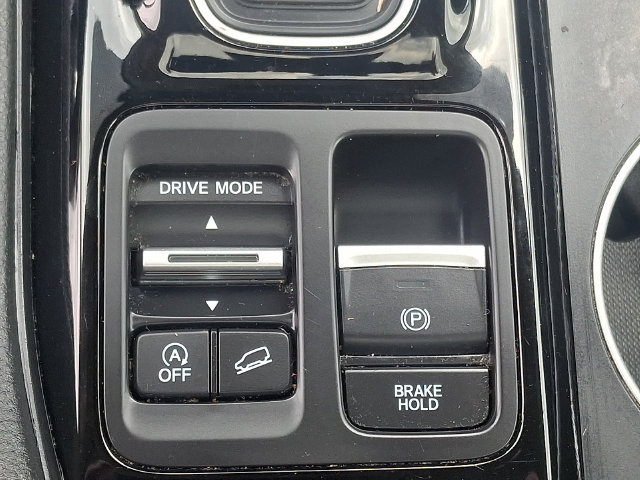 Used 2023 Honda Pilot Touring image 24