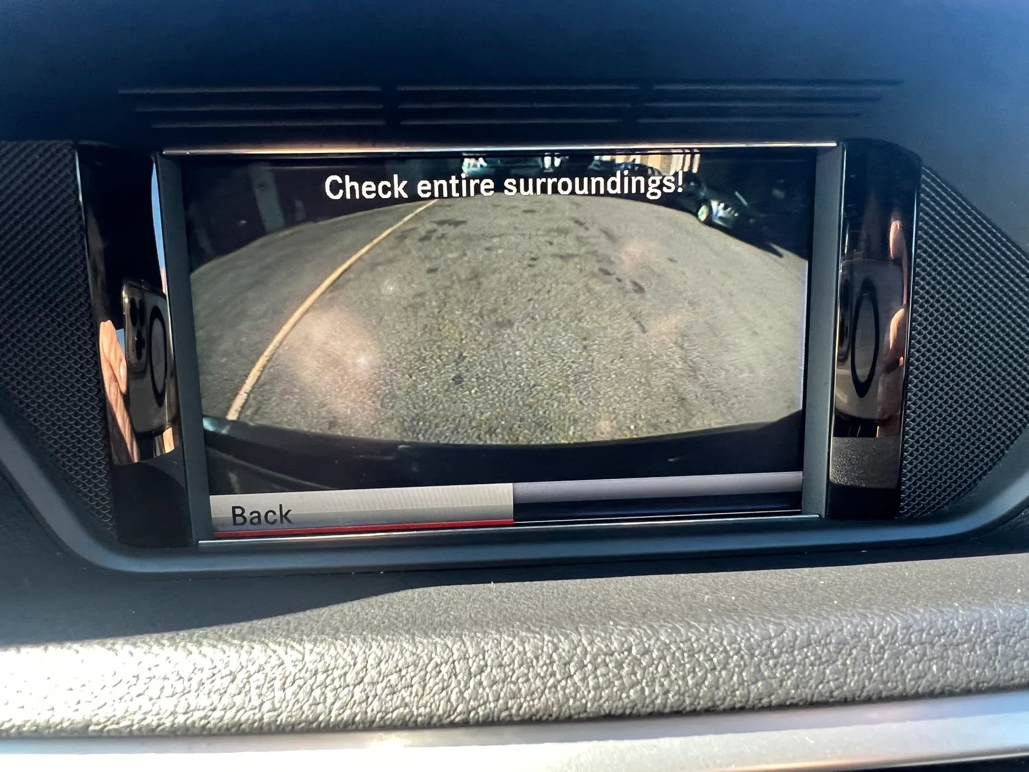 Used 2013 Mercedes-Benz E 550 4MATIC Sedan image 14