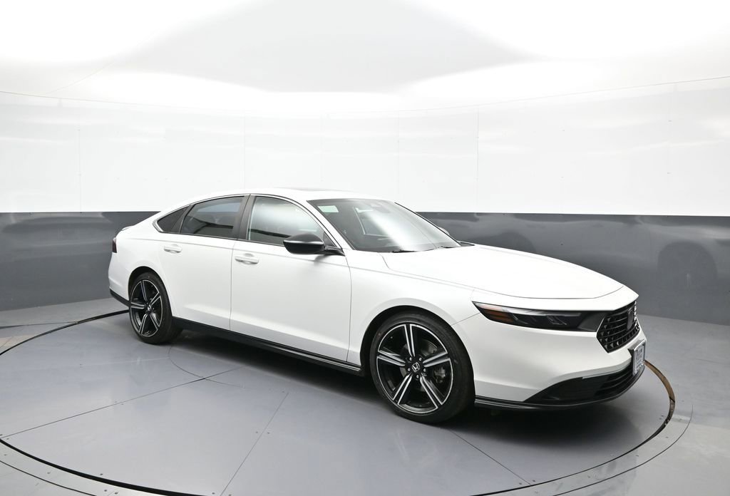 Certified 2023 Honda Accord Sport image 4