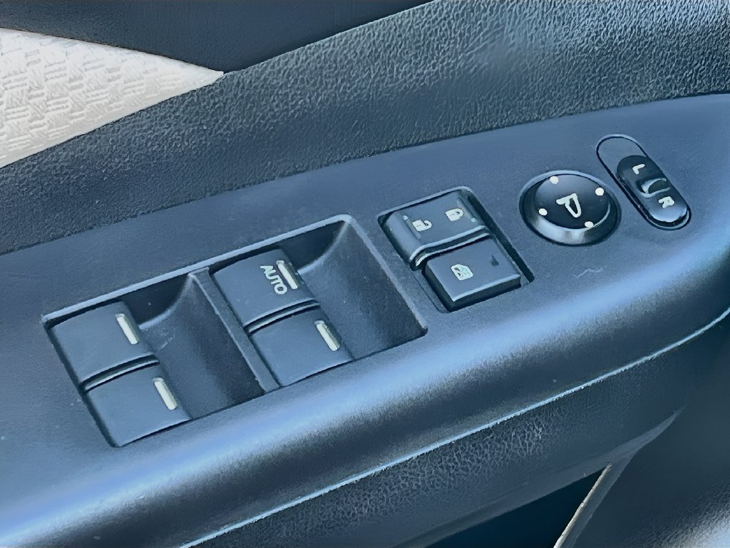 Used 2016 Honda CR-V EX image 17