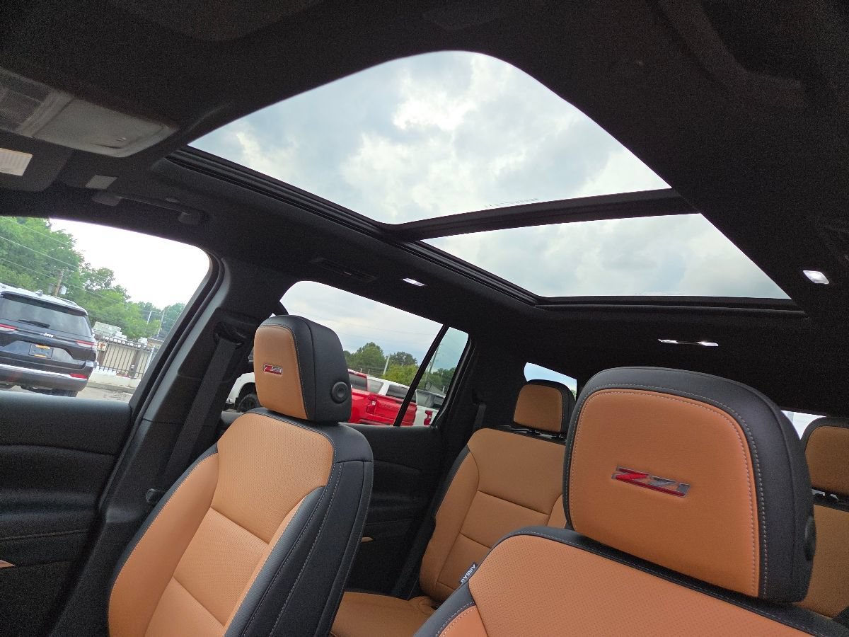 New 2027 Chevrolet Traverse Z71 AWD/4WD image 3