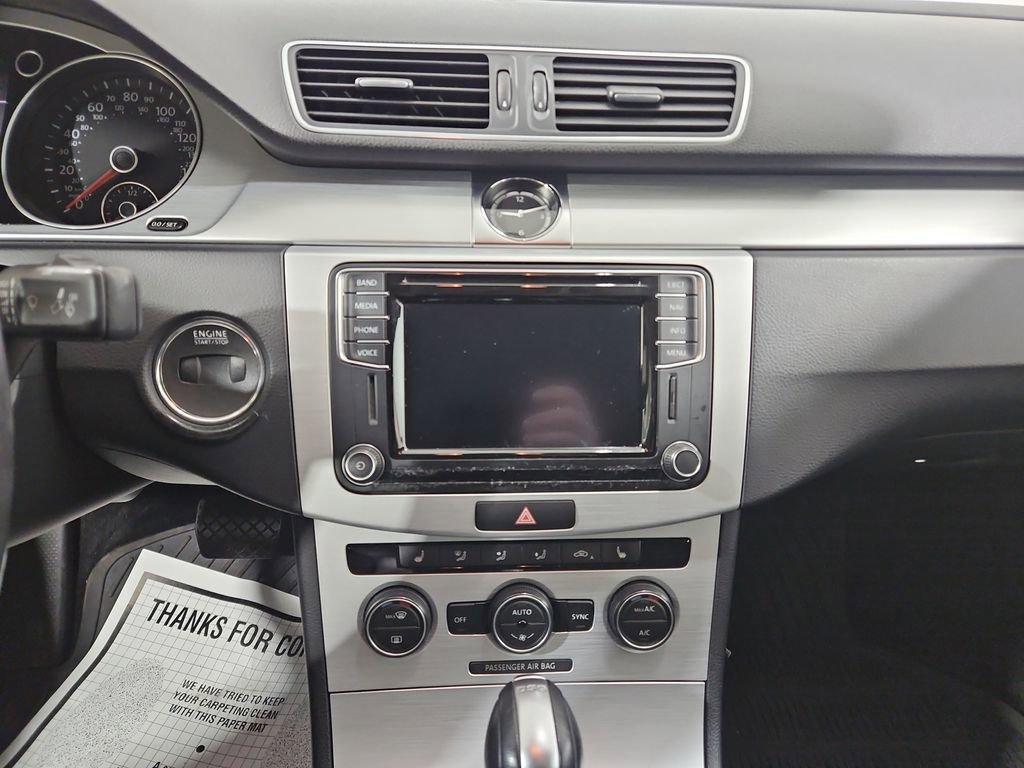 Used 2016 Volkswagen CC R-Line image 19