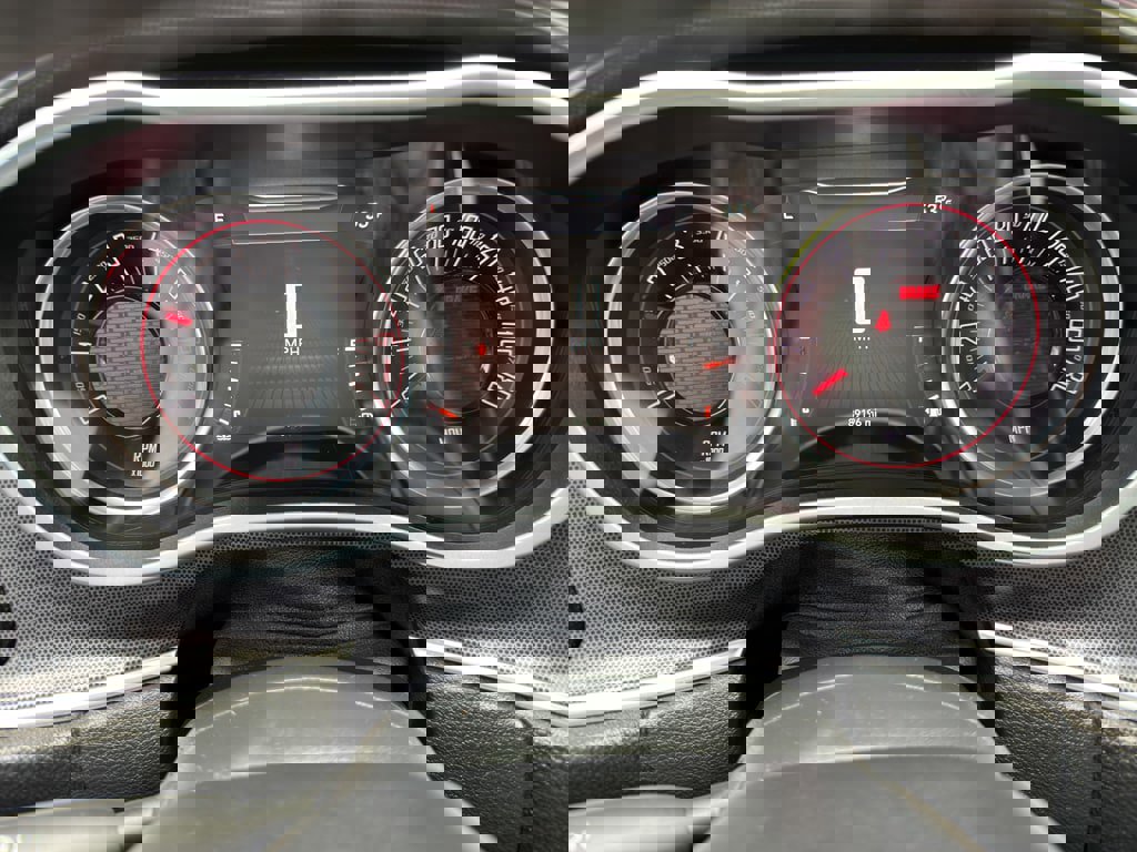 Used 2017 Dodge Challenger R/T Scat Pack w/ Leather Interior Group image 13