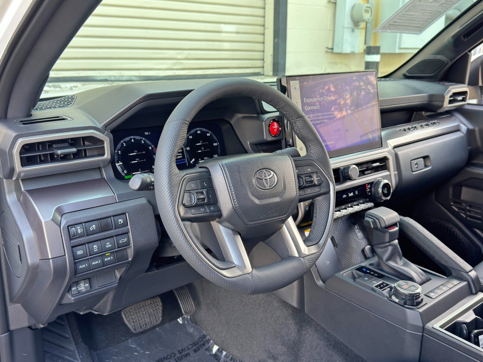Used 2025 Toyota Tacoma TRD Off-Road w/ TRD Off Road Premium Package AWD/4WD image 14