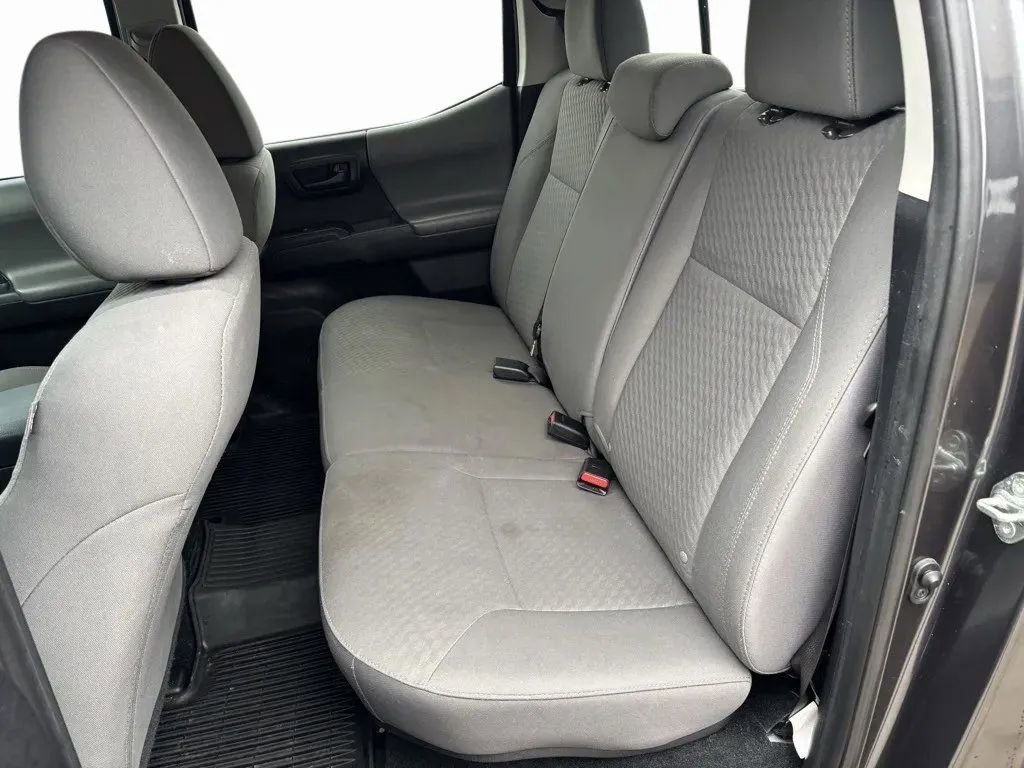 Used 2020 Toyota Tacoma SR image 24