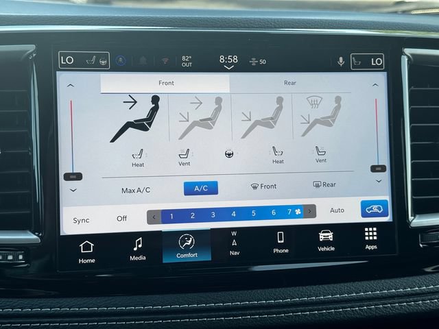 New 2027 Chrysler Pacifica Limited AWD/4WD image 28