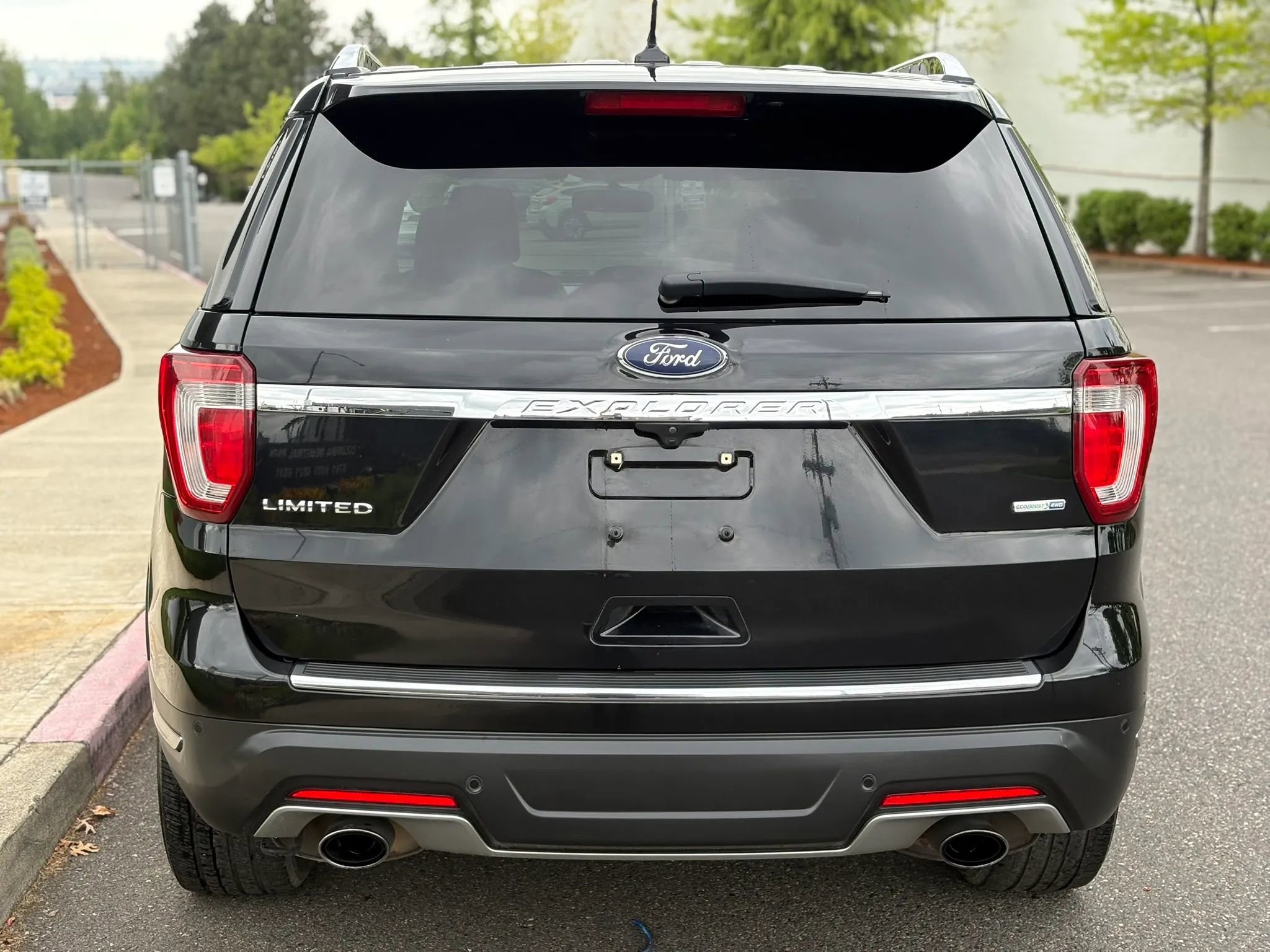 Used 2019 Ford Explorer Limited AWD/4WD image 5