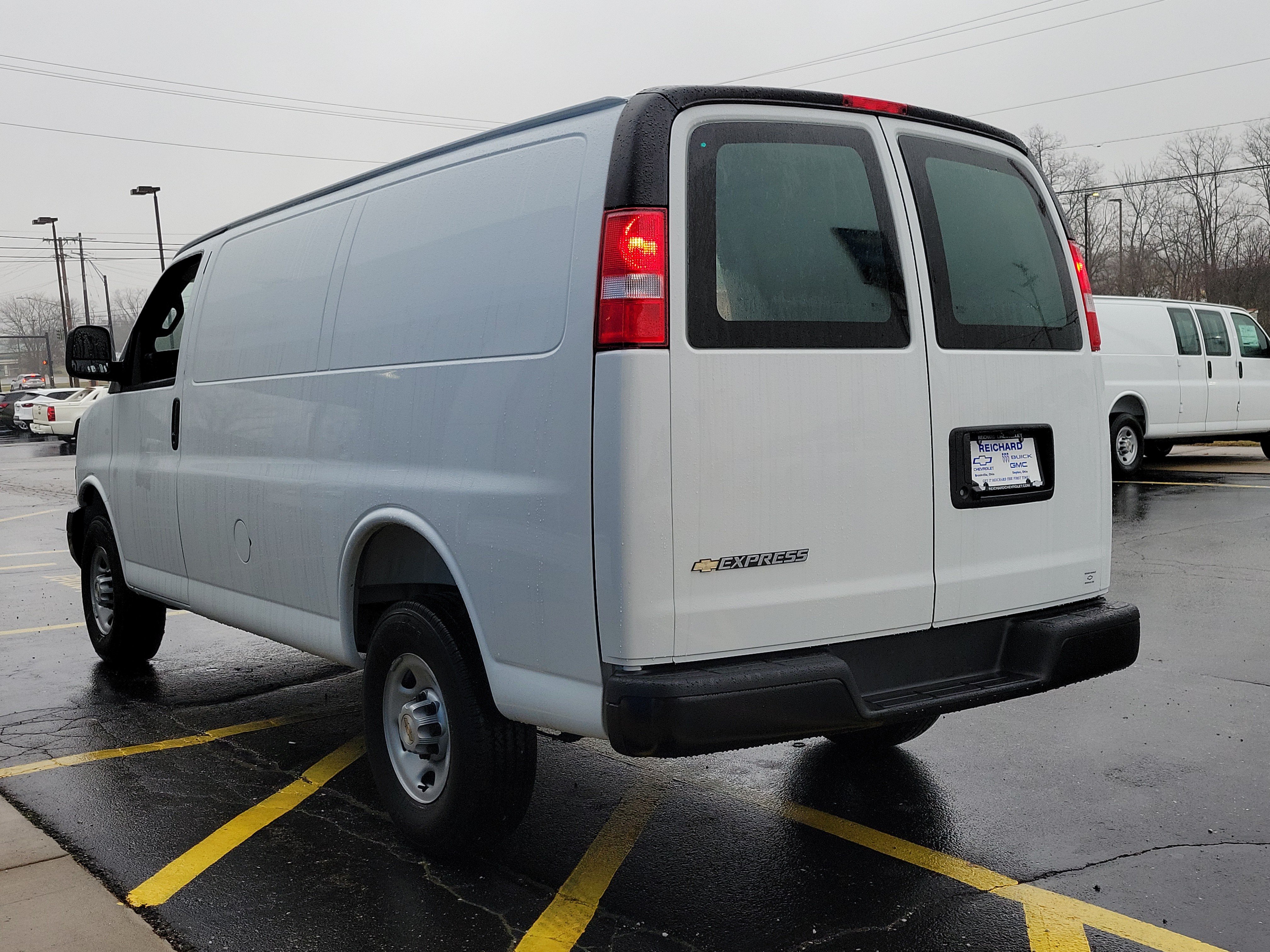 New 2025 Chevrolet Express 3500 w/ Driver Convenience Package RWD image 3