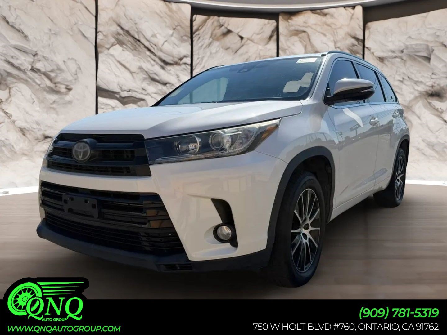 Used 2018 Toyota Highlander SE