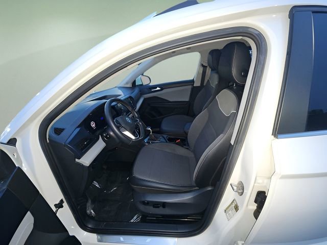 Used 2024 Volkswagen Taos SE image 14