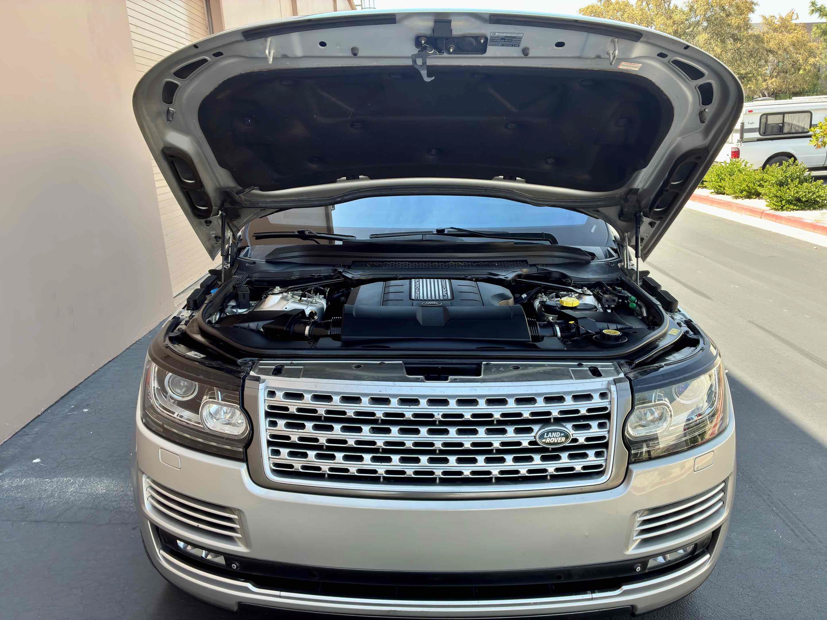 Used 2015 Land Rover Range Rover Autobiography AWD/4WD image 46