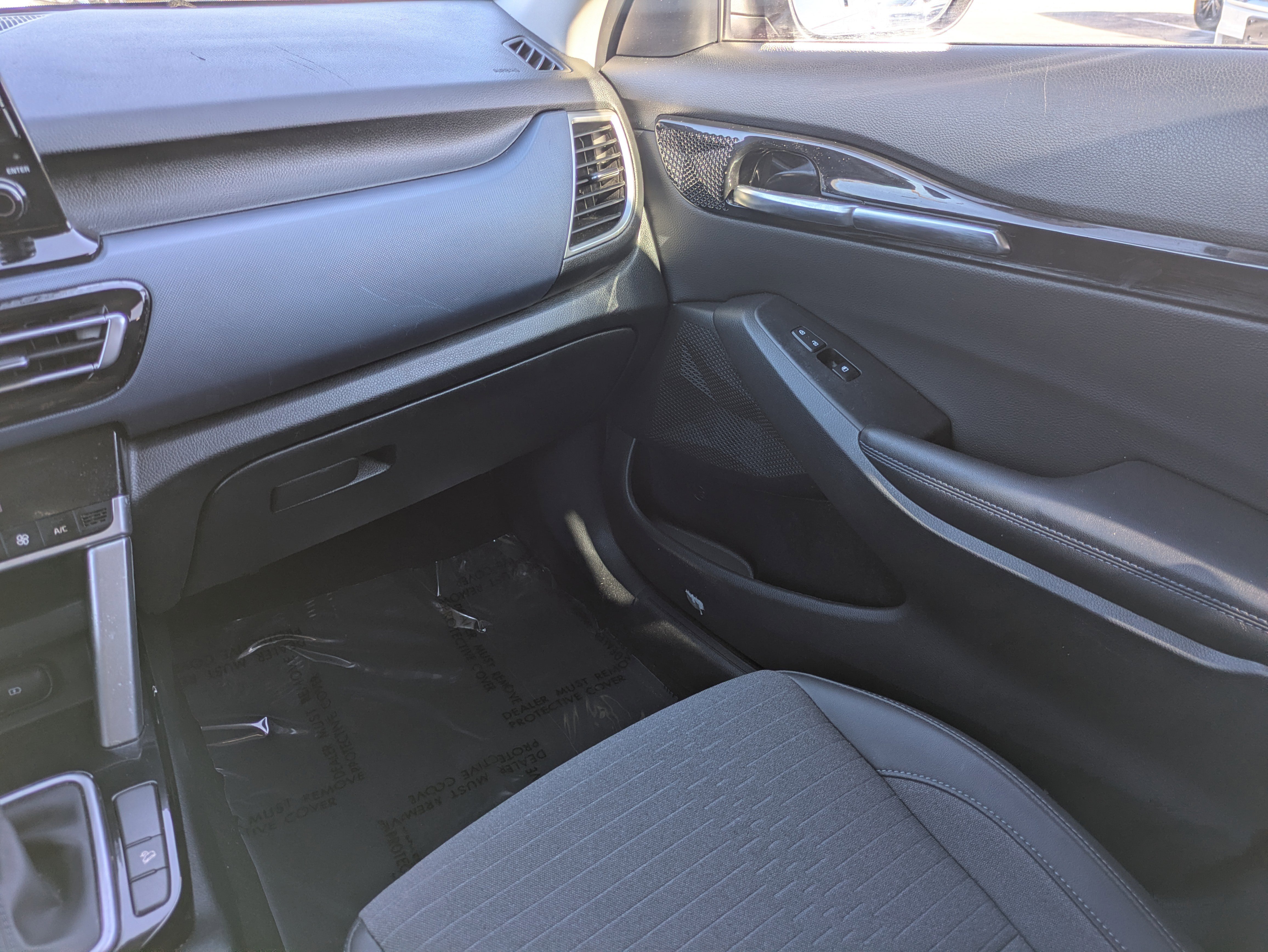 Used 2023 Kia Seltos S image 11