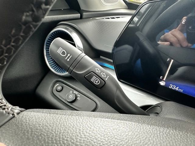 New 2026 Chevrolet Trax LT w/ Driver Confidence Package image 31