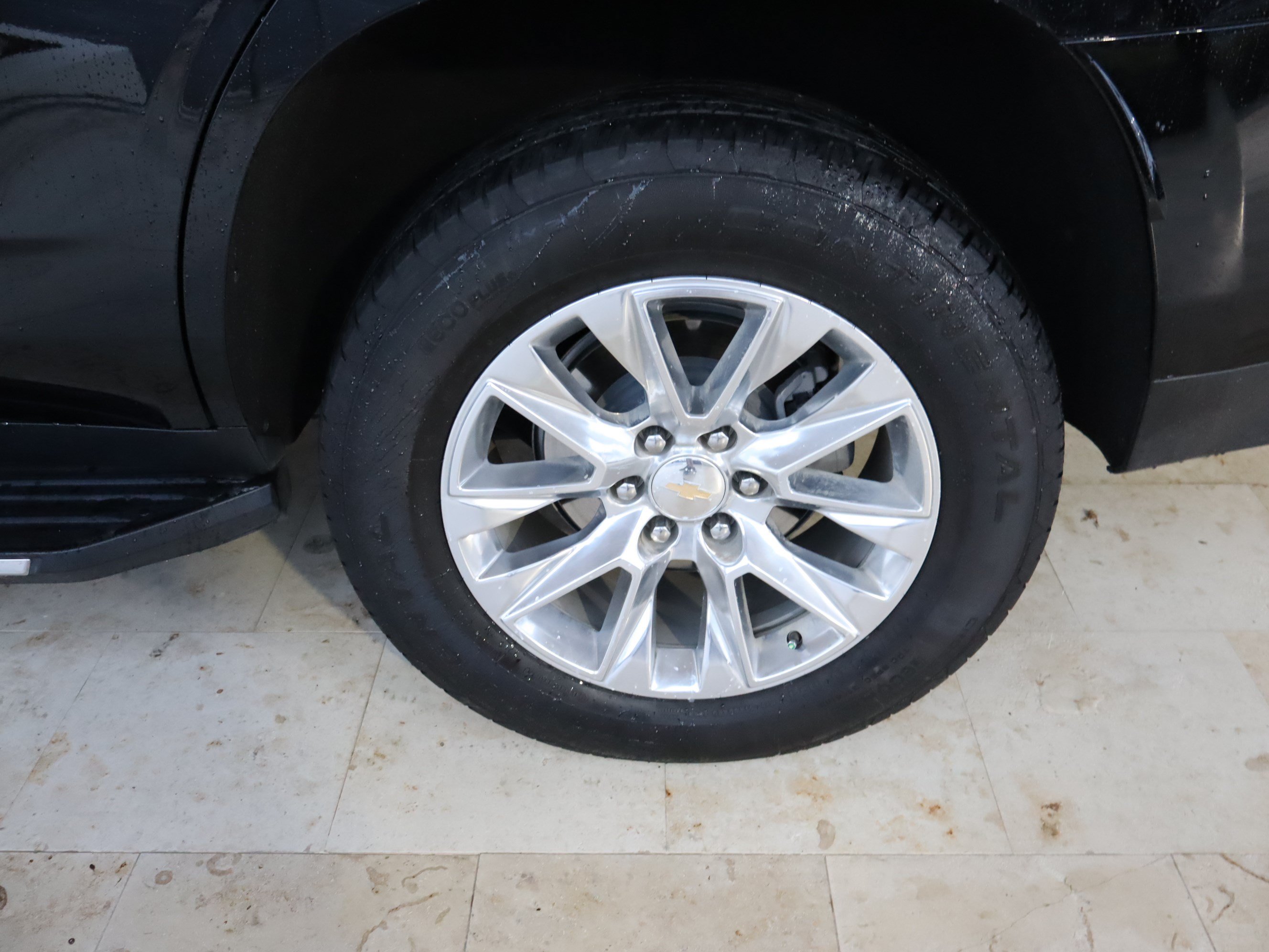 Used 2024 Chevrolet Tahoe Premier AWD/4WD image 44