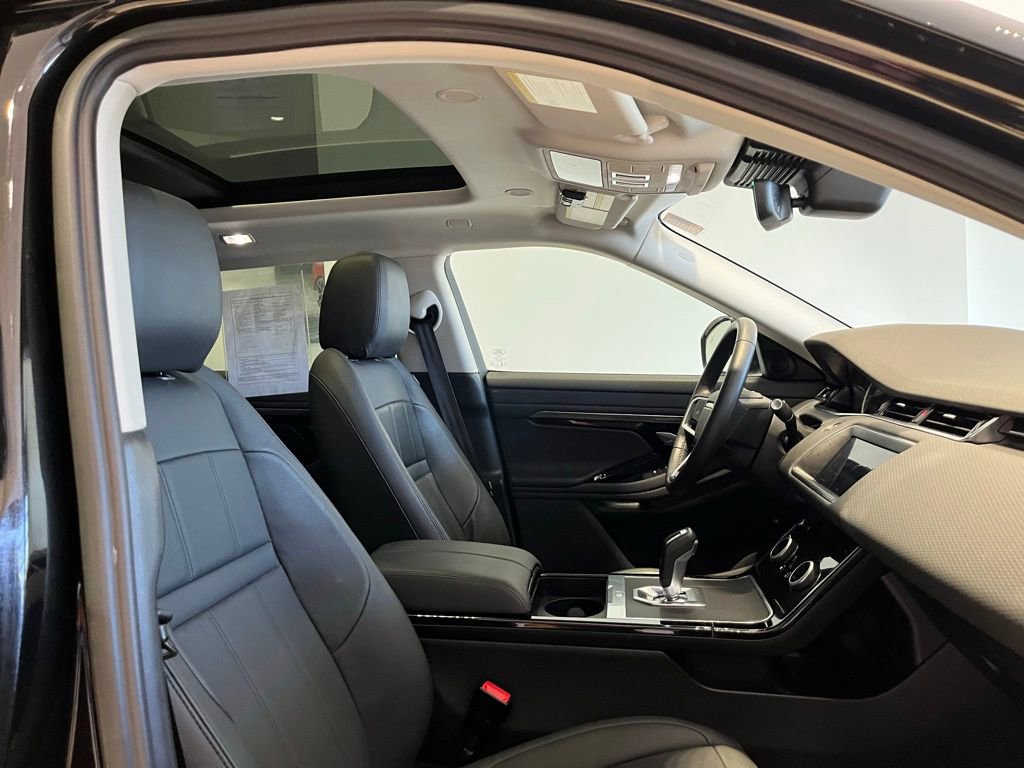 Used 2023 Land Rover Range Rover Evoque S image 28