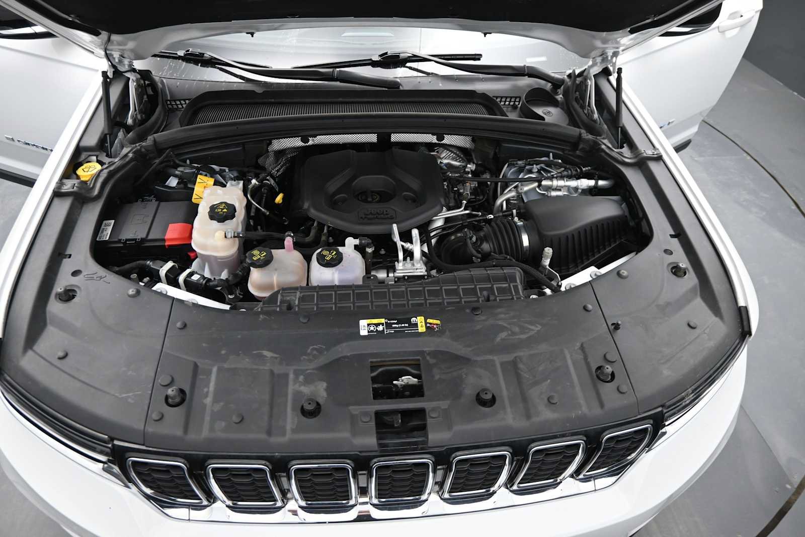 Used 2024 Jeep Grand Cherokee Limited 4xe AWD/4WD image 22