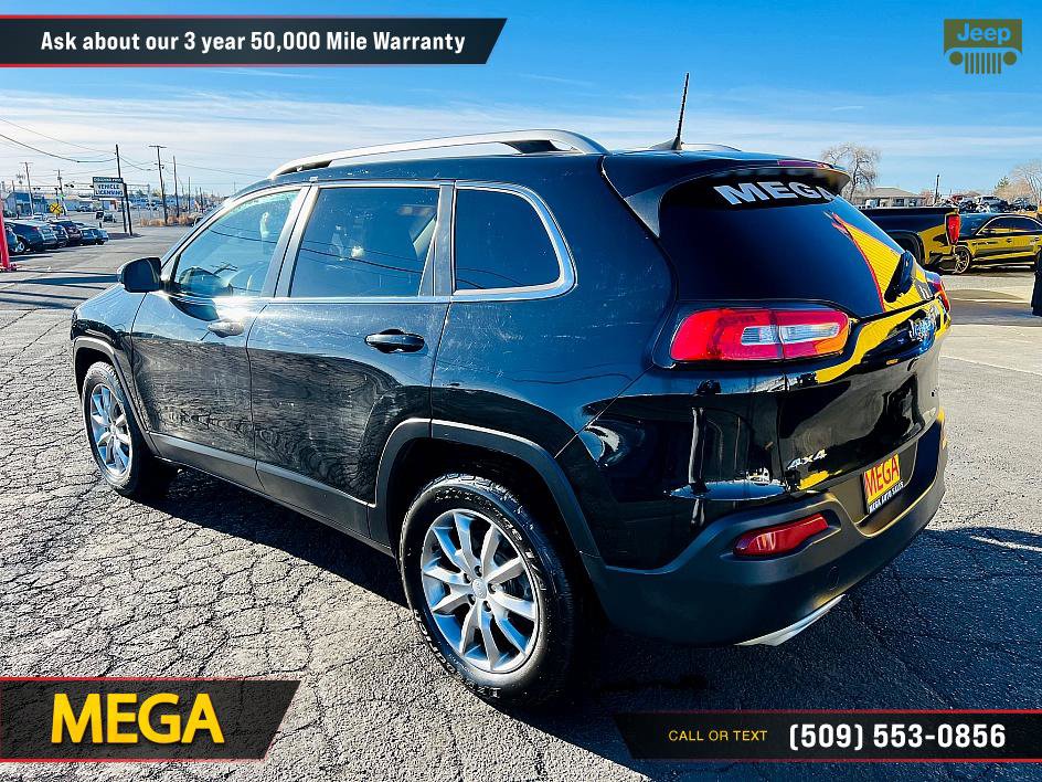 Used 2017 Jeep Cherokee Limited w/ Luxury Group image 9