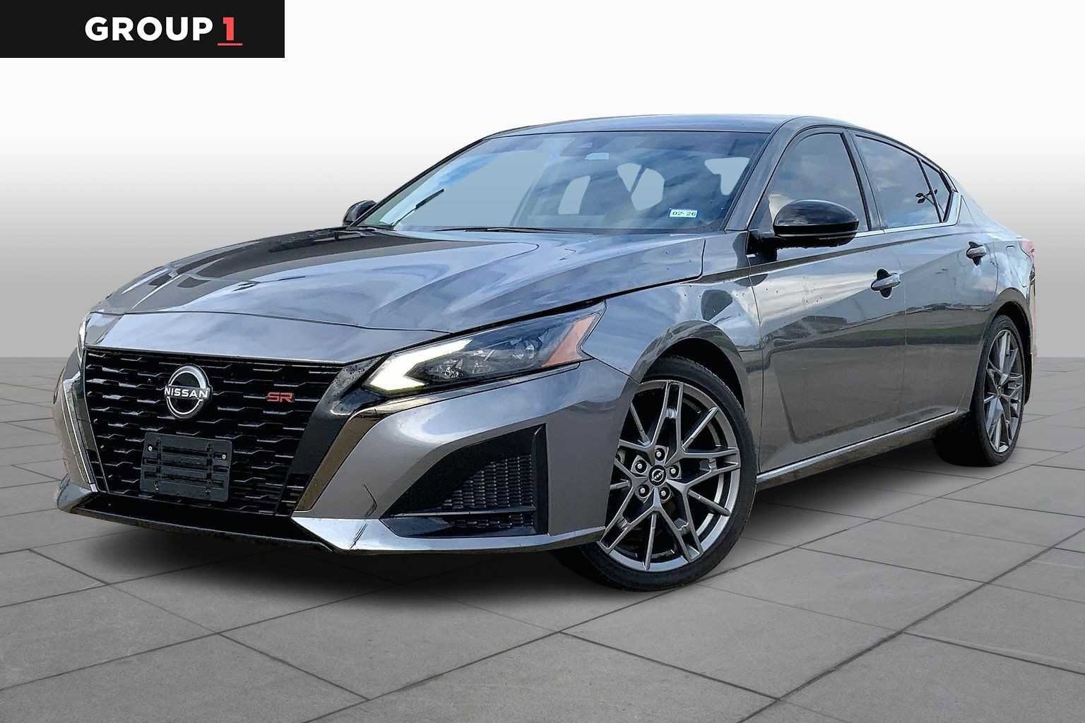 Used 2023 Nissan Altima 2.0 SR image 1