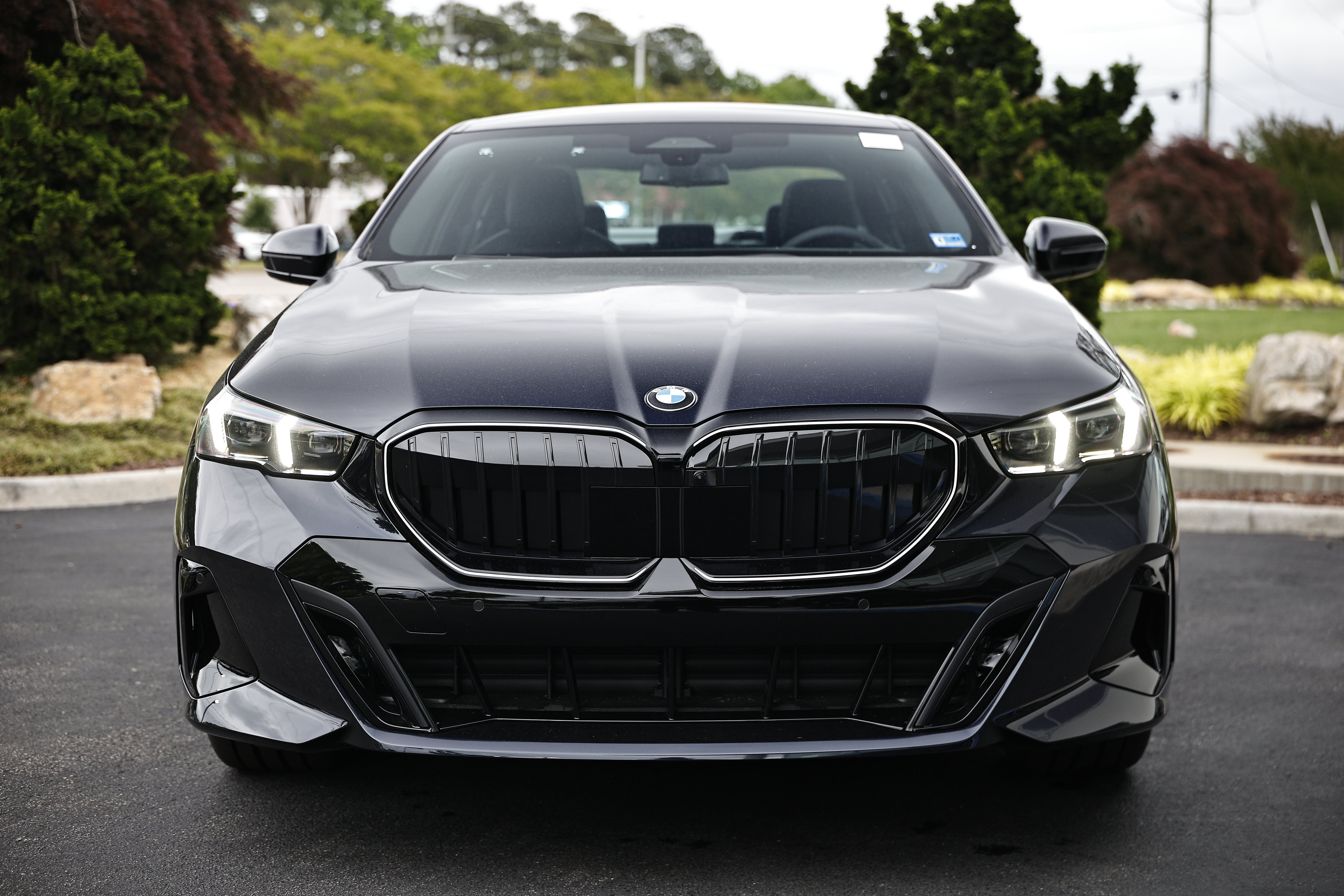 New 2027 BMW 540i xDrive w/ Executive Package AWD/4WD image 13