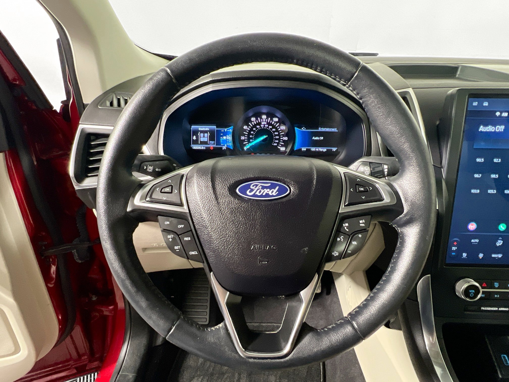 Used 2024 Ford Edge Titanium AWD/4WD image 17