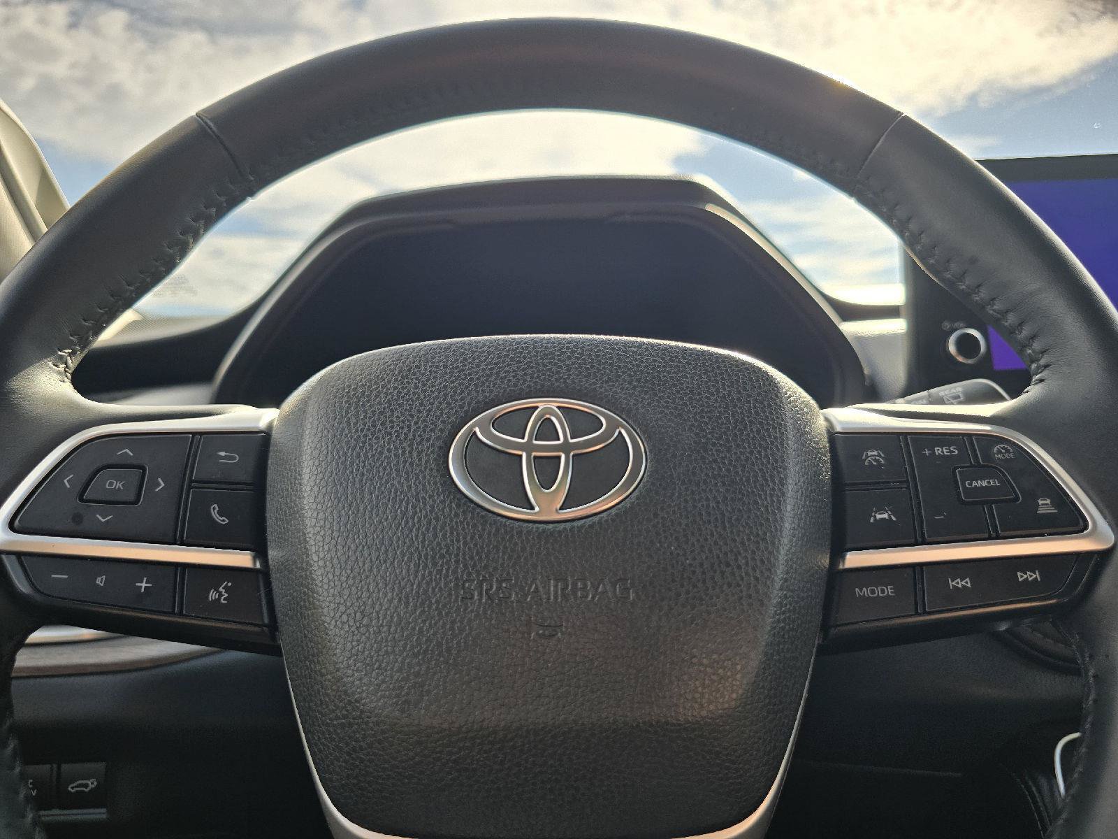 Used 2025 Toyota Grand Highlander AWD Hybrid image 22