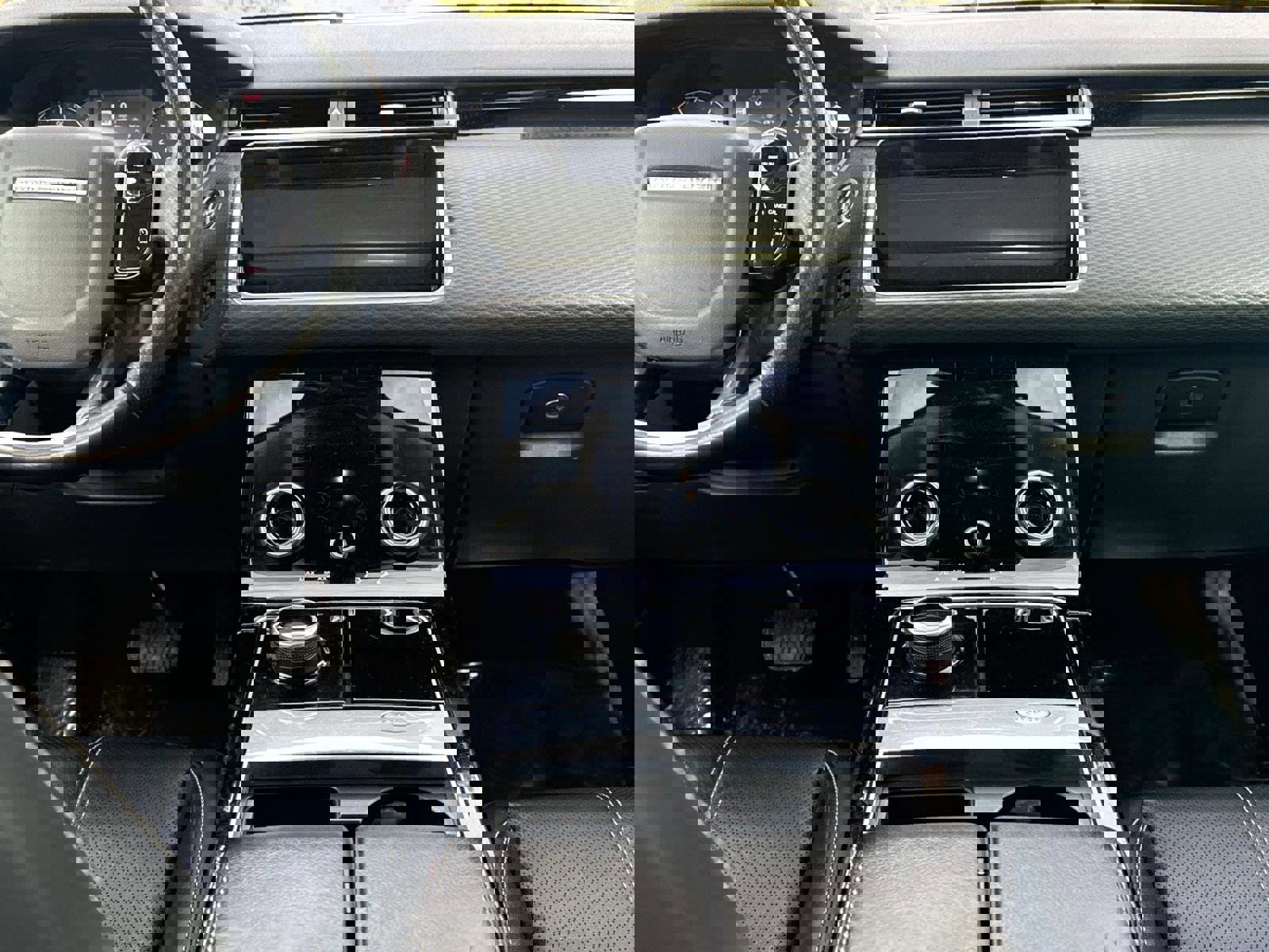 Used 2020 Land Rover Range Rover Velar S image 15