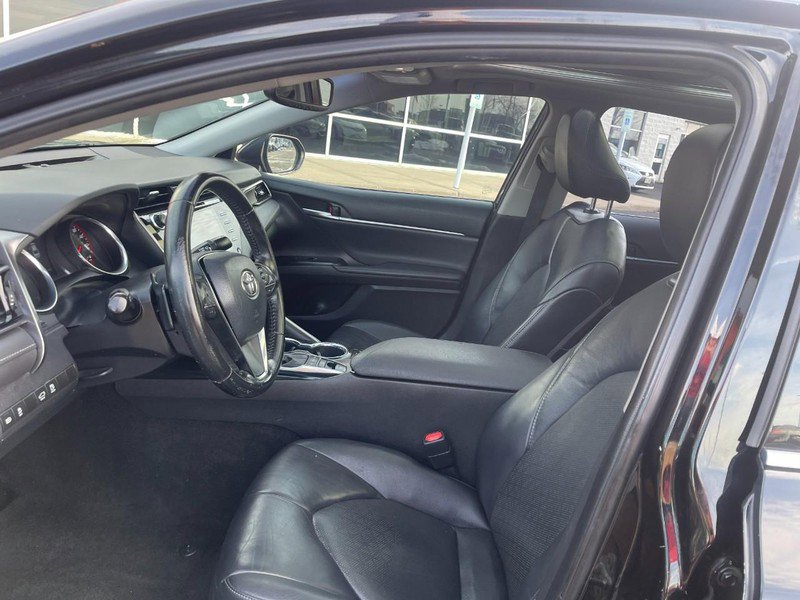 Used 2020 Toyota Camry XSE image 14