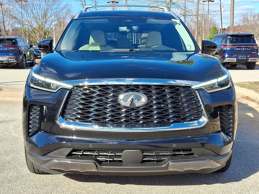 Used 2025 INFINITI QX60 Sensory w/ Vision Package image 2