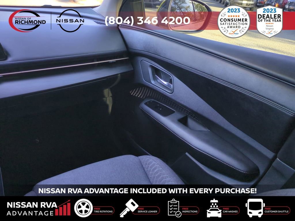 Used 2024 Nissan Ariya FWD image 18