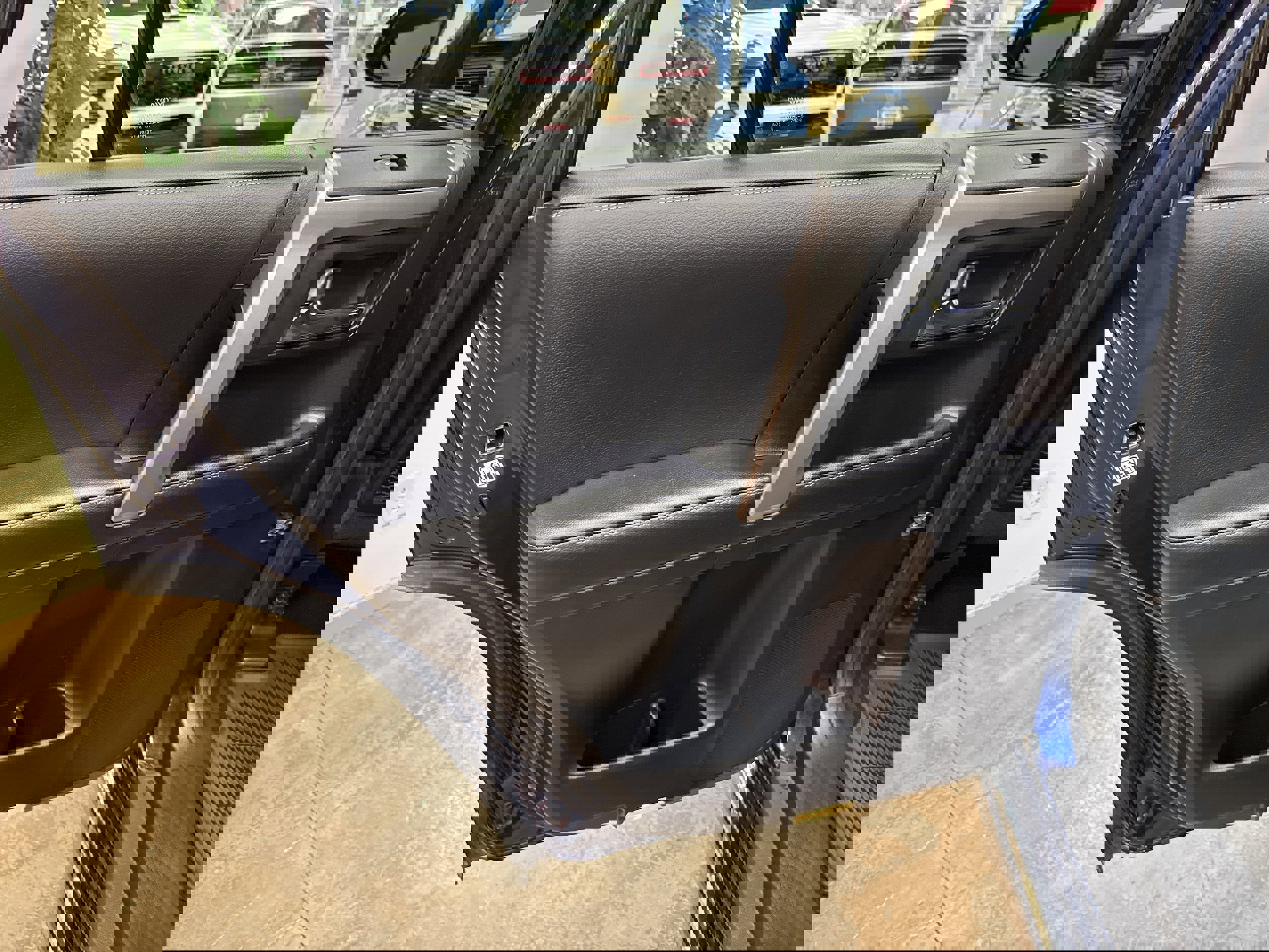 Used 2022 Toyota 4Runner Limited image 25