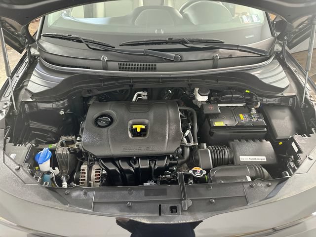 Used 2023 Kia Soul LX w/ LX Technology Package FWD image 24